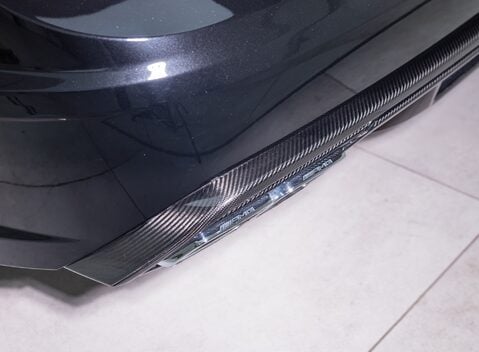 Mercedes-Benz C63 AMG Black Series 36