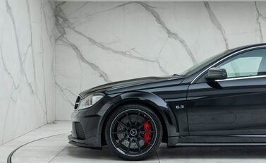 Mercedes-Benz C63 AMG Black Series 37