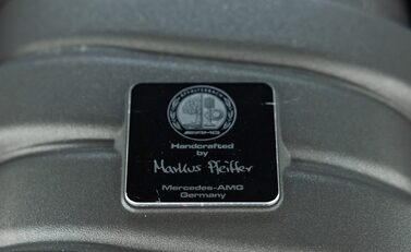 Mercedes-Benz C63 AMG Black Series 40