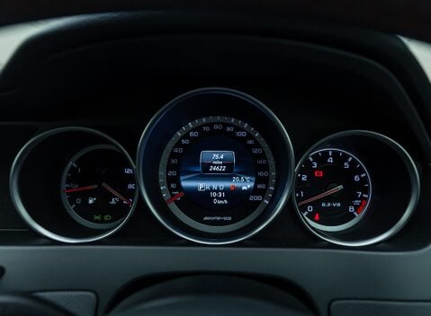 Mercedes-Benz C63 AMG Black Series 19