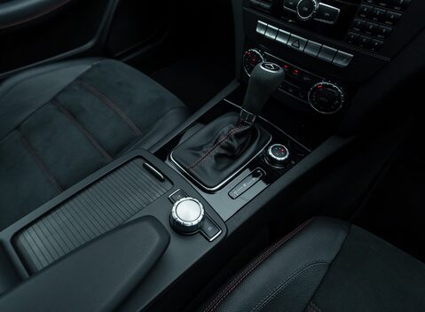 Mercedes-Benz C63 AMG Black Series 23