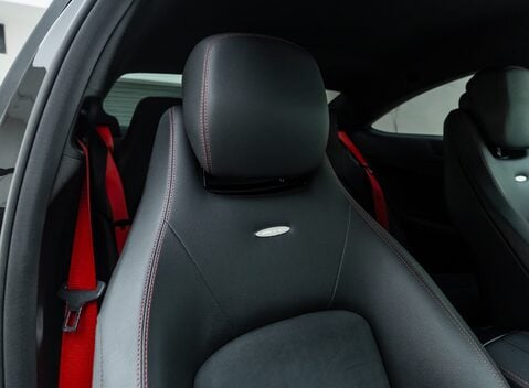 Mercedes-Benz C63 AMG Black Series 15