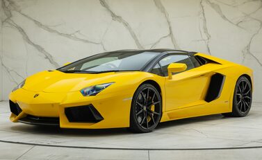 Lamborghini Aventador LP 700-4 ROADSTER 5