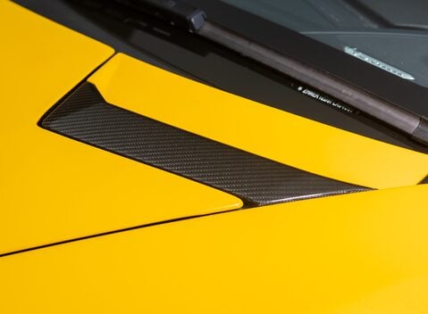 Lamborghini Aventador LP 700-4 ROADSTER 36