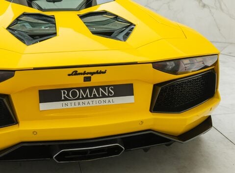 Lamborghini Aventador LP 700-4 ROADSTER 33