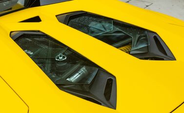 Lamborghini Aventador LP 700-4 ROADSTER 41