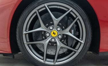 Ferrari F12 Berlinetta 26