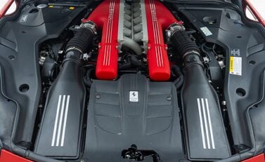 Ferrari F12 Berlinetta 37