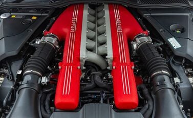 Ferrari F12 Berlinetta 38