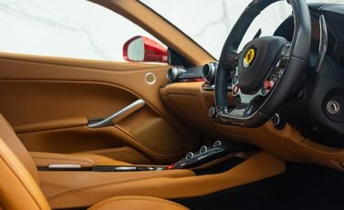 Ferrari F12 Berlinetta 13