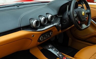 Ferrari F12 Berlinetta 17