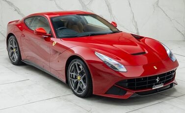 Ferrari F12 Berlinetta 11
