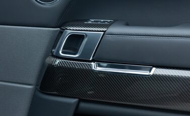 Land Rover Range Rover Sport SVR Urban 27