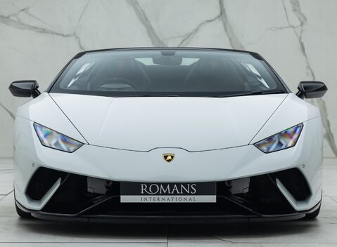 Lamborghini Huracan Spyder LP 640-4 PERFORMANTE 10