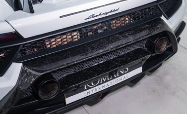 Lamborghini Huracan Spyder LP 640-4 PERFORMANTE 40