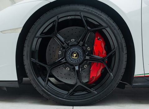 Lamborghini Huracan Spyder LP 640-4 PERFORMANTE 31