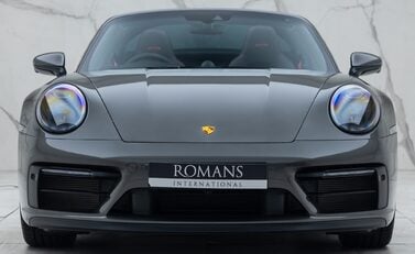 Porsche 911 Targa 4 GTS (992) 10