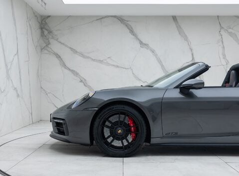 Porsche 911 Targa 4 GTS (992) 44