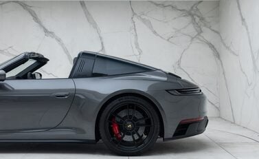 Porsche 911 Targa 4 GTS (992) 45