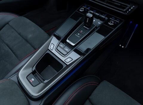 Porsche 911 Targa 4 GTS (992) 31