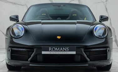 Porsche 911 Targa 4 GTS (992) 10