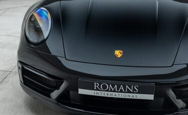 Porsche 911 Targa 4 GTS (992) 33