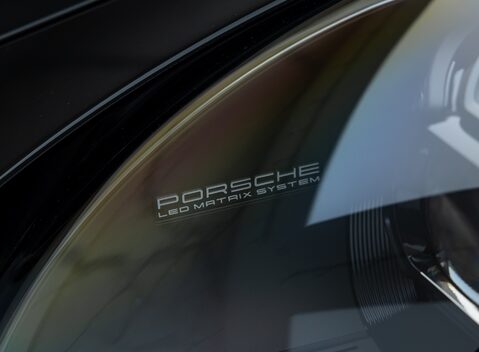 Porsche 911 Targa 4 GTS (992) 35