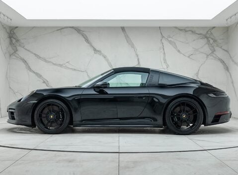 Porsche 911 Targa 4 GTS (992) 7