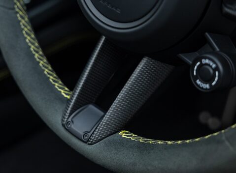 Porsche 911 Targa 4 GTS (992) 17