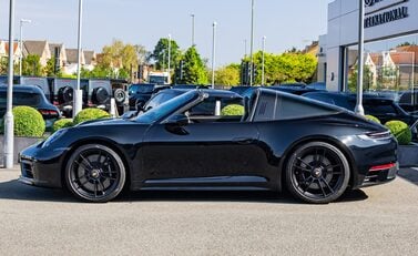Porsche 911 Targa 4 GTS (992) 3