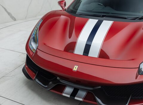 Ferrari 488 Pista 30