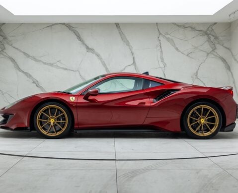 Ferrari 488 Pista