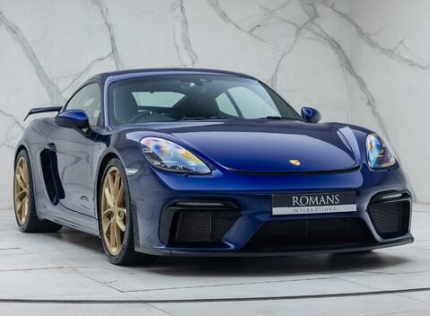 Porsche Cayman GT4 (718) 9