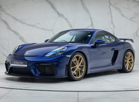 Porsche Cayman GT4 (718) 1