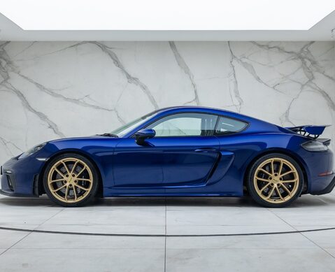 Porsche Cayman GT4 (718)