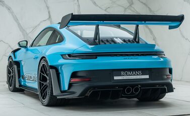 Porsche 911 GT3 RS (992) 11