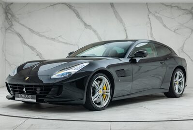 Ferrari GTC4 Lusso V12