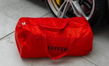 Ferrari GTC4 Lusso V12 32