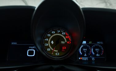 Ferrari GTC4 Lusso V12 20