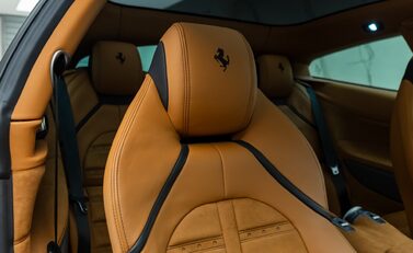 Ferrari GTC4 Lusso V12 15