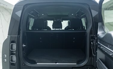 Land Rover Defender 110 OCTA EDITION ONE 48