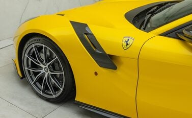 Ferrari F12 TDF 35