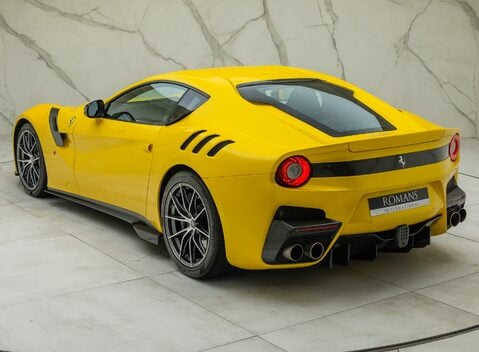 Ferrari F12 TDF 12