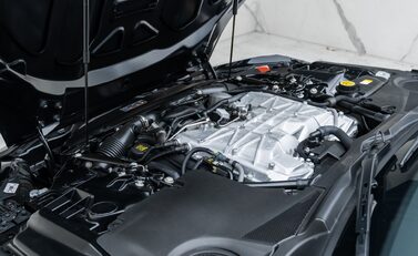 Jaguar F-Type PROJECT 7 40