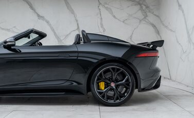 Jaguar F-Type PROJECT 7 38
