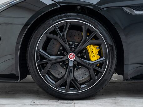 Jaguar F-Type PROJECT 7