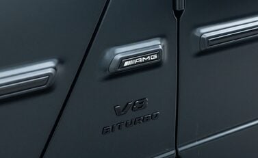 Mercedes-Benz G Class AMG G 63 MAGNO EDITION 33
