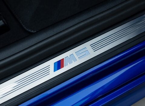 BMW M5 COMPETITION 27