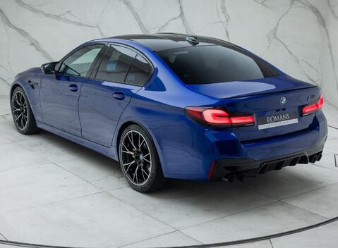 BMW M5 COMPETITION 12