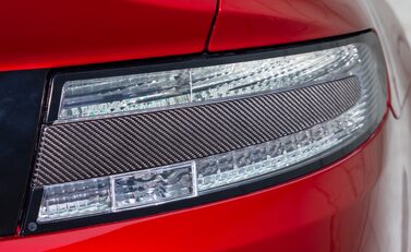 Aston Martin V12 Vantage s 34